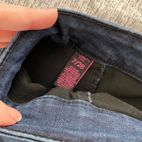 Denim skirt - Picture 2 of 4